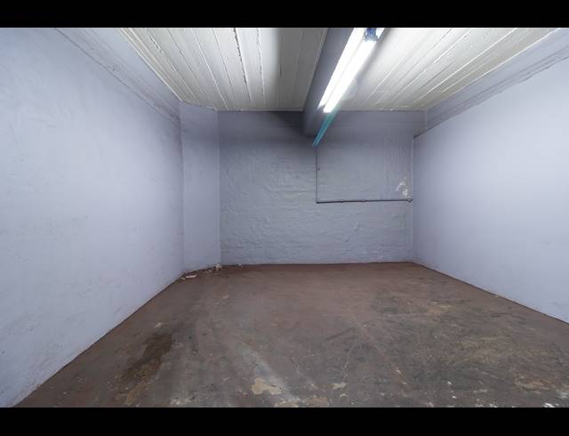 2,000M² WAREHOUSE FOR SALE IN VILLAGE MAIN
